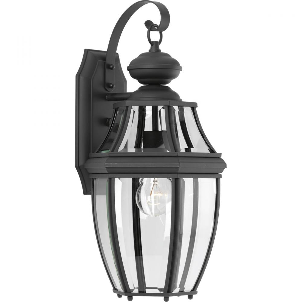 New Haven Collection One-Light Medium Wall Lantern